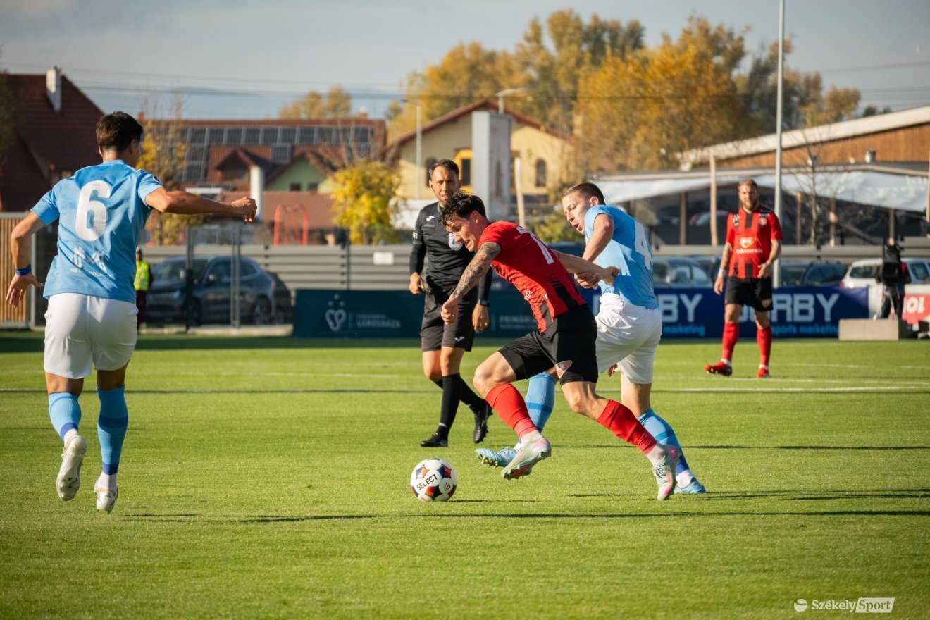 &bullet;  Fotó: Borbély Fanni