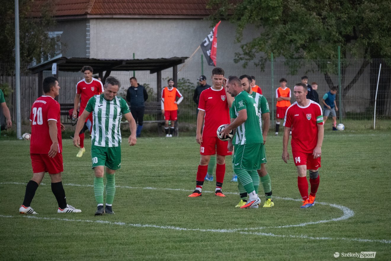 &bullet;  Fotó: Borbély Fanni