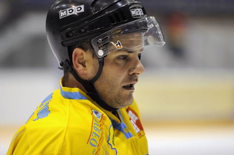 Adorjánt az év végéig eltiltották