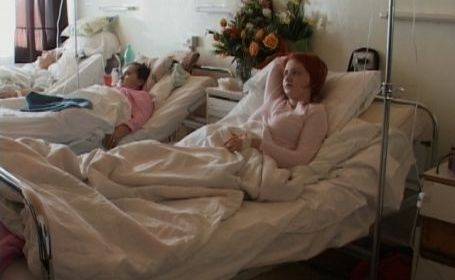 Magyarországi kórházba szállították az A/H1N1 oltás miatt beutalt aradi nőt