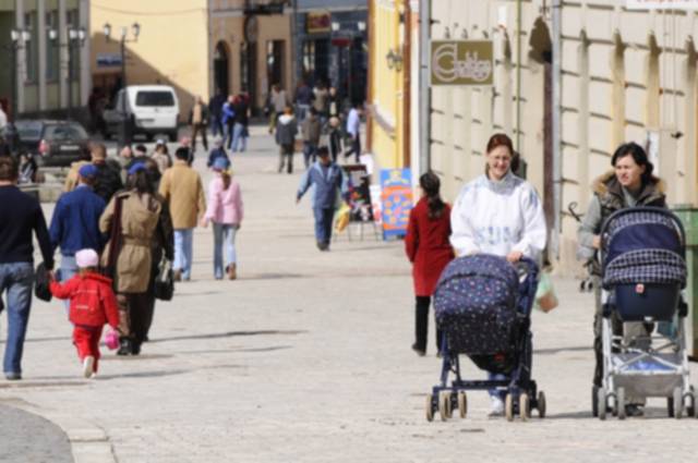 Felvonulnak a csíki anyák