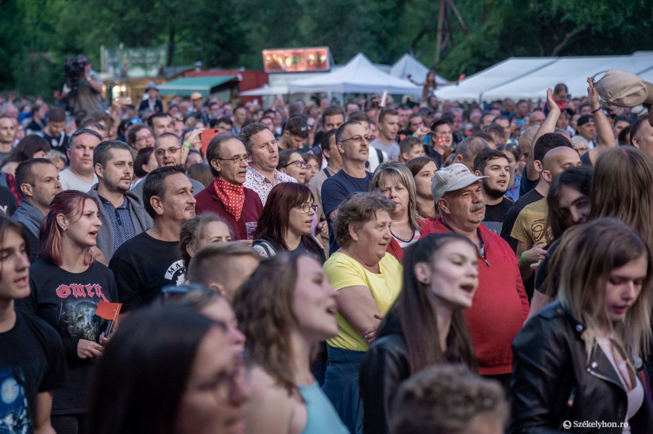 &bullet;  Fotó: Pinti Attila