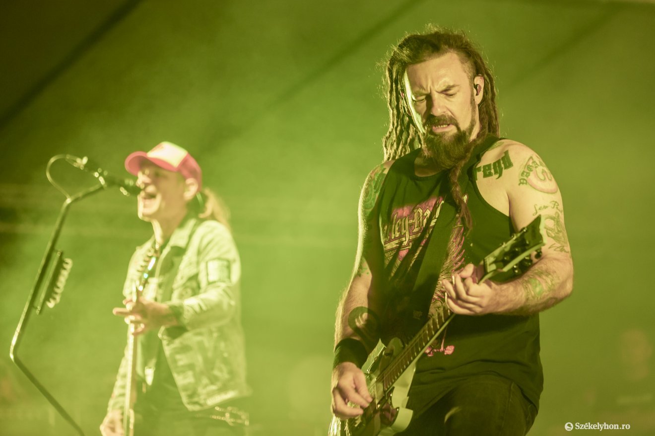 &bullet;  Fotó: Pinti Attila