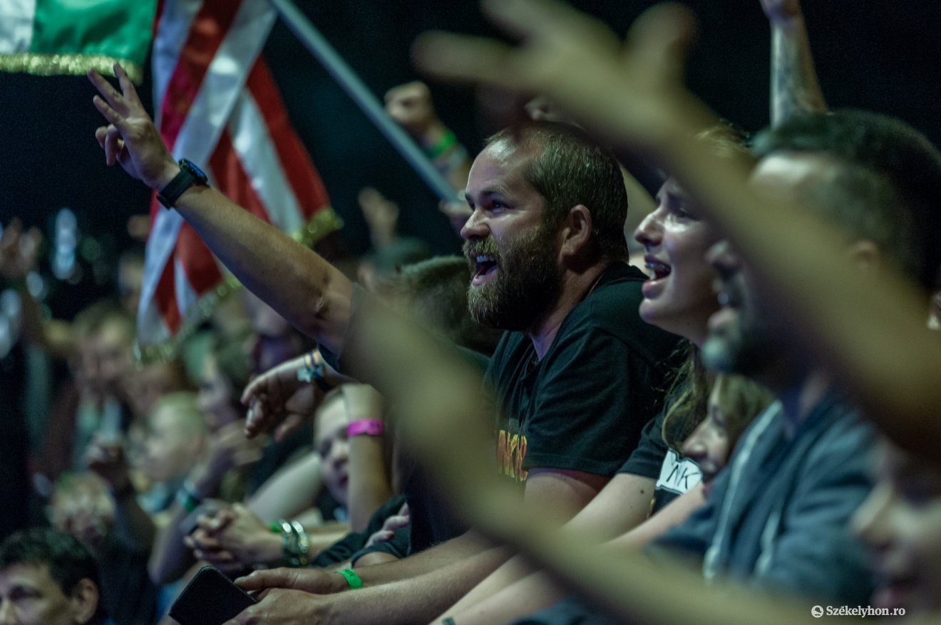 &bullet;  Fotó: Pinti Attila