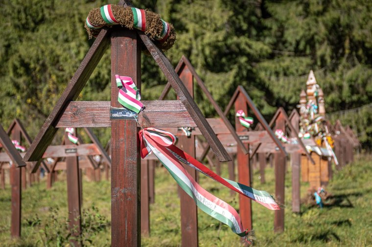 Úzvölgye: a Védelmi Minisztérium hatáskörébe utalnák a romániai katonatemetőket