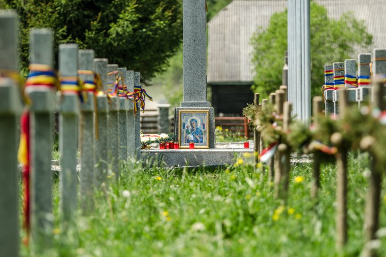 Már neki is látott az úzvölgyi katonatemető átvételének a román védelmi minisztérium