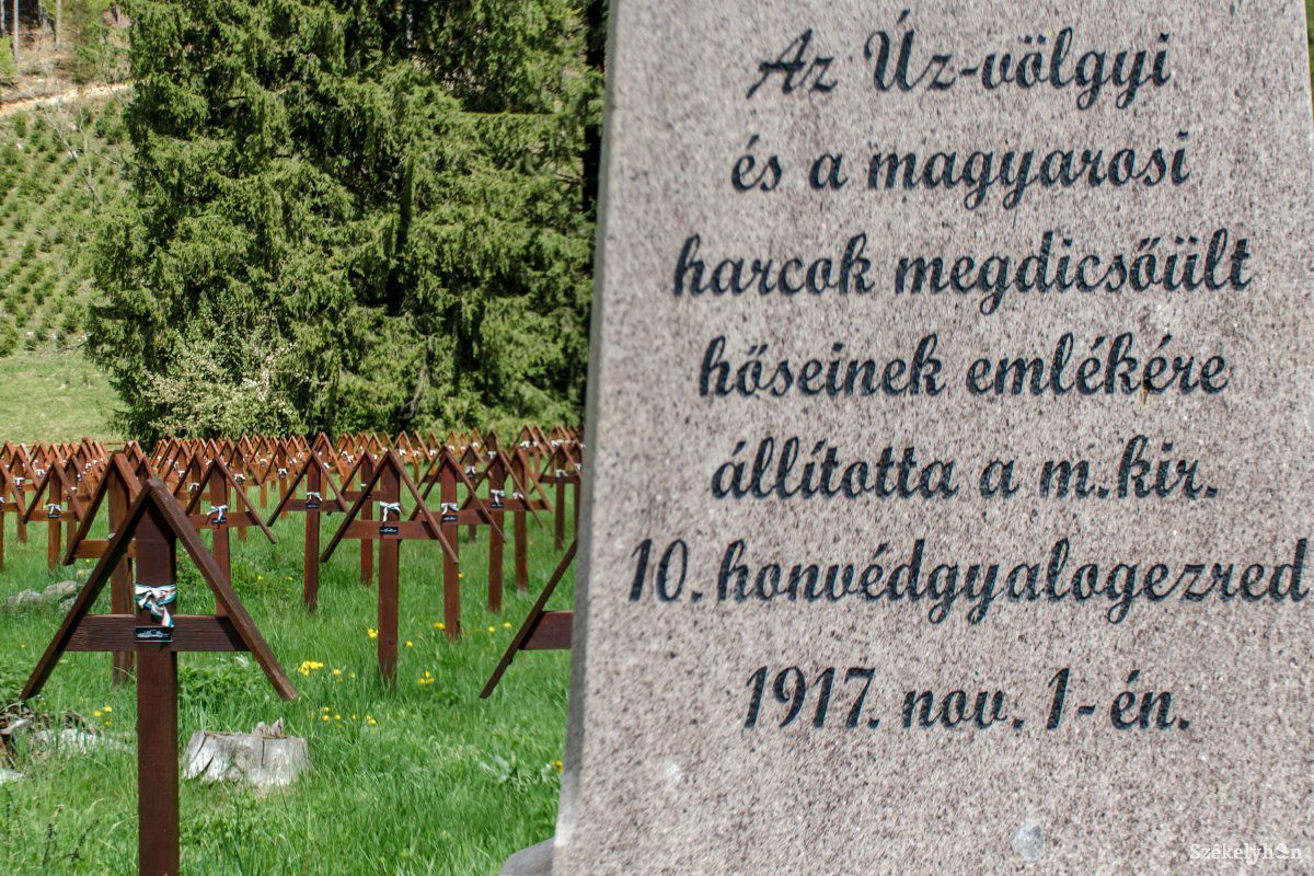 &bullet;  Fotó: Pinti Attila