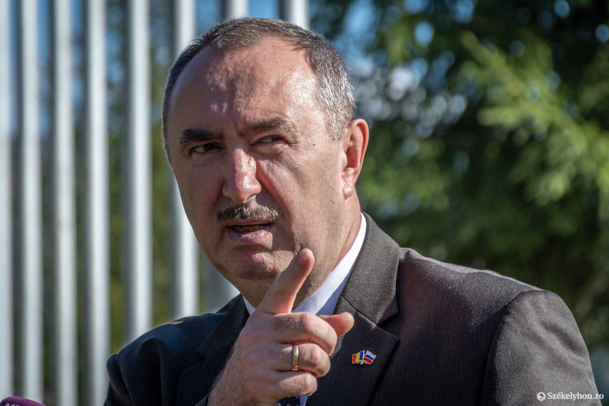 Alexander Sapovalov, az orosz védelmi minisztérium hadisírgondozásért felelős romániai képviseletének vezetője •  Fotó: Pinti Attila