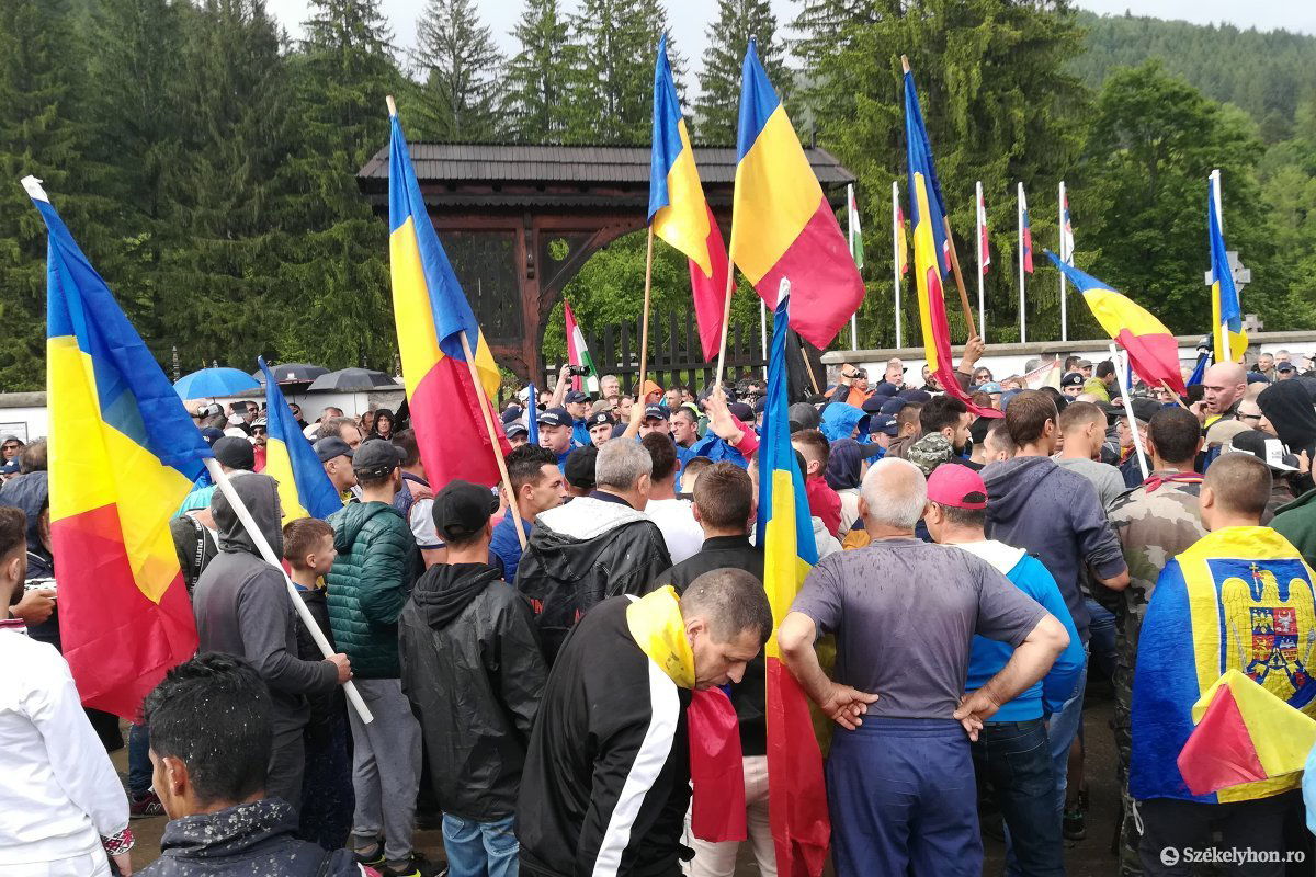 &bullet;  Fotó: Pinti Attila