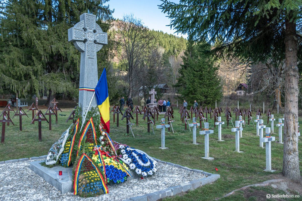 •  Fotó: Pinti Attila
