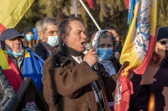 Úzvölgyi katonatemető: tovább perelnének és fenyegetőznek a román nacionalisták