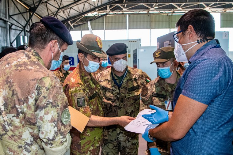 Olaszországban elérte a nyolcvan százalékot az átoltottság, hétfőtől megszűnnek a korlátozások