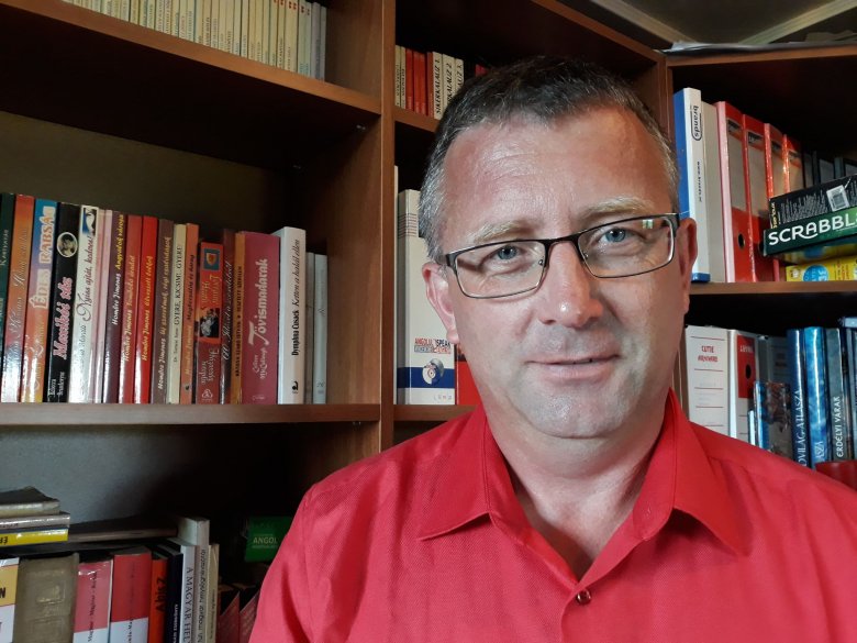 Sármási-Bocskai János
író, a Marosvásárhelyi Rádió munkatársa 