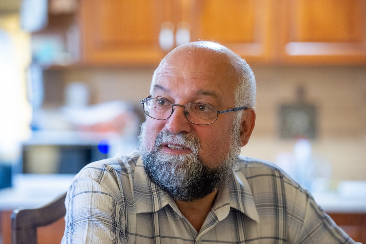 Dr. Ábrám Zoltán, a magyar hallgatókért felelős dékánhelyettes a lelkiismeretére hallgat •  Fotó: Beliczay László