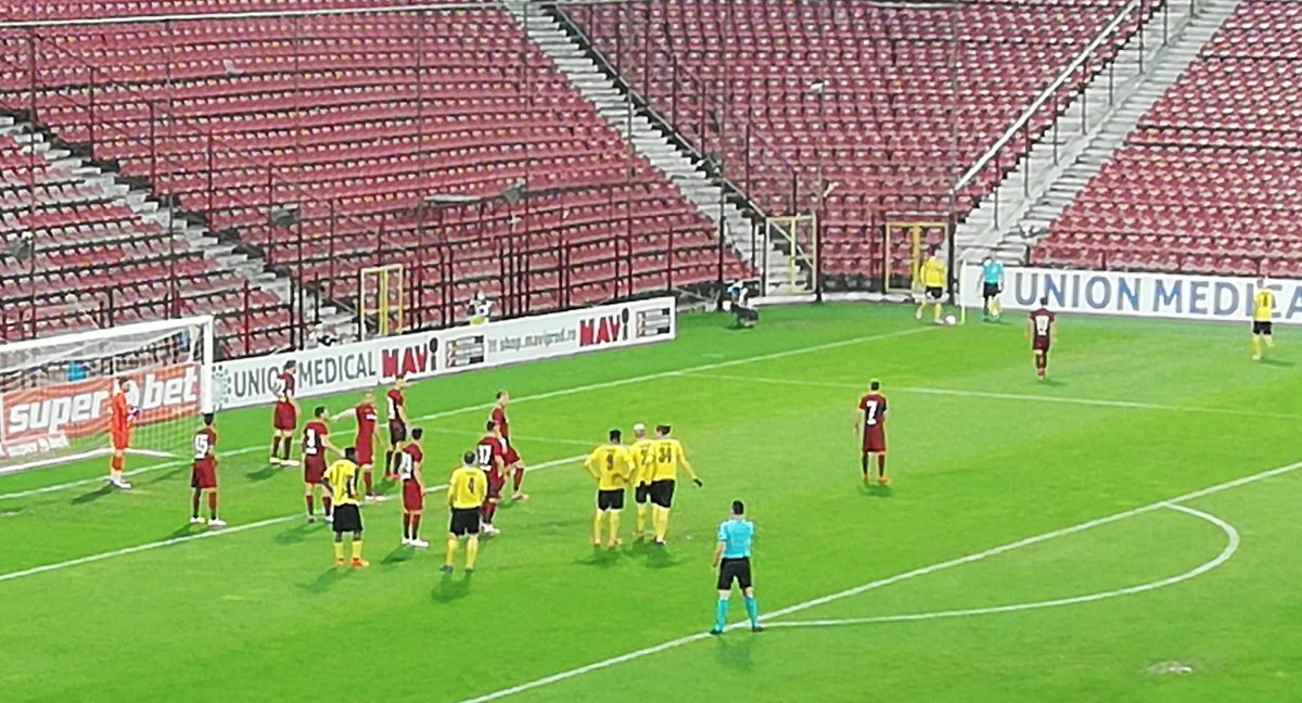 Szöglet a CFR kapujánál. A Kuopion Palloseura pontrúgásai nem voltak olyan veszélyesek, mint Deac beadásai • Fotó: Somogyi Botond