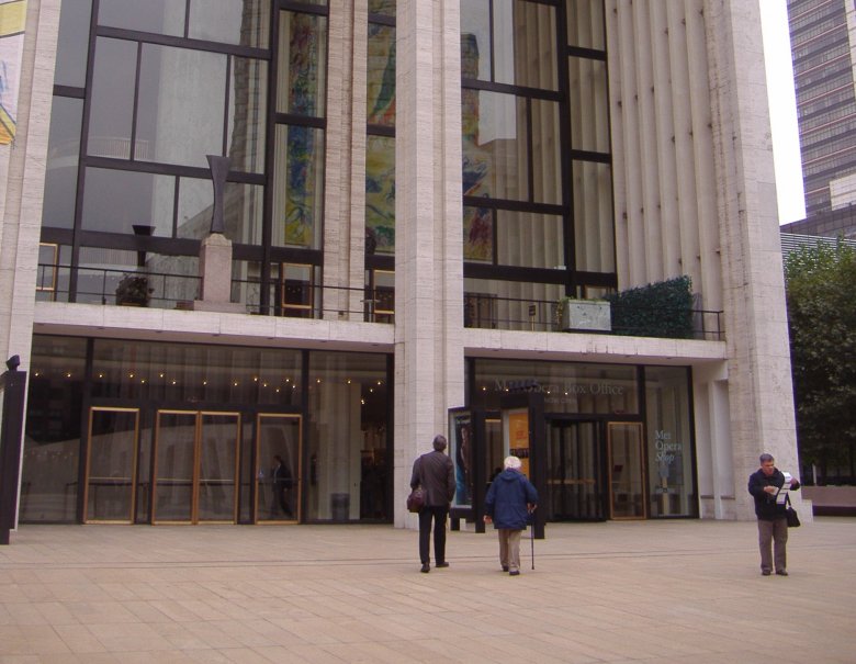 Mirella Freni nagy sikereinek helyszíne a New York-i Metropolitan Opera •  Fotó: Csermák Zoltán