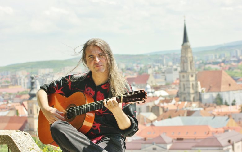 András Vargas gitárművészt fi atal korában varázsolta el a fl amenco zene •  Fotó: Sipos István