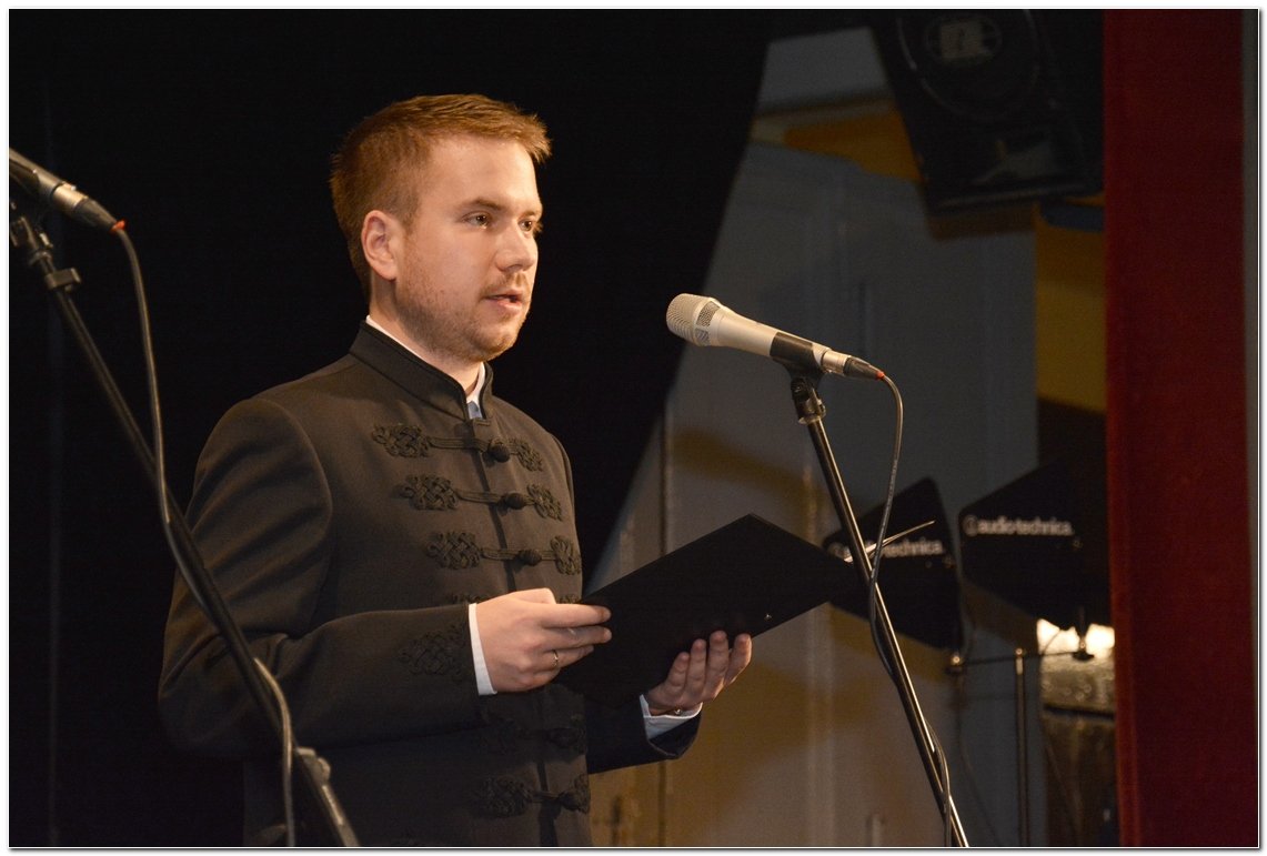 Hetzmann Róbert egy közösségi rendezvényen. Szervezetük tevékenysége igen szerteágazó &bullet;  Fotó: Gondola.hu