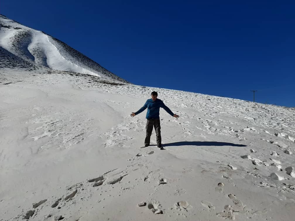 Pengő Zoltán a hóval borított iráni hegyekben &bullet;  Fotó: Facebook/The Kőrösi Project - From Transylvania to Ladakh