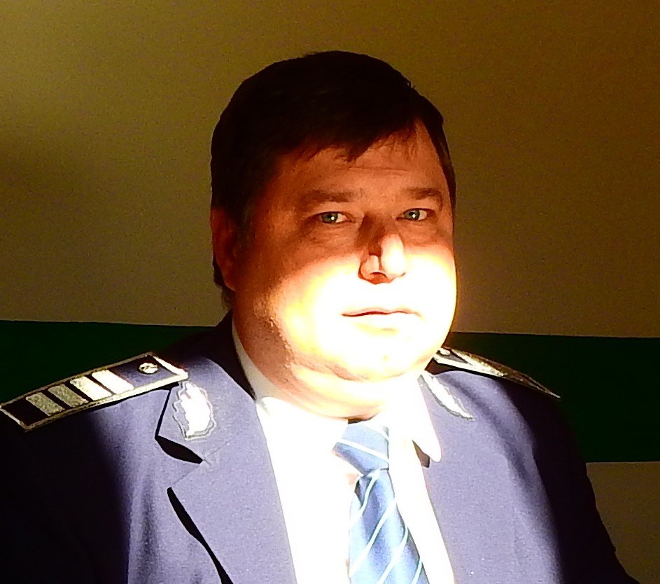 Kádár Péter bűnügyi nyomozó 