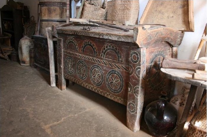 Cifra lisztesláda a gálospetritájházból &bullet;  Fotó: Sütő Éva