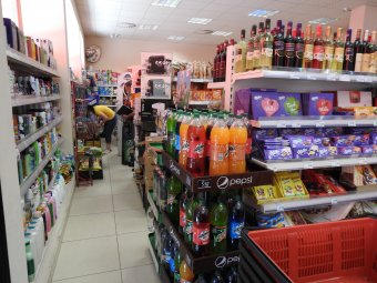 Kötelesek jelenteni élelmiszeripari készleteiket a kereskedők és termelők