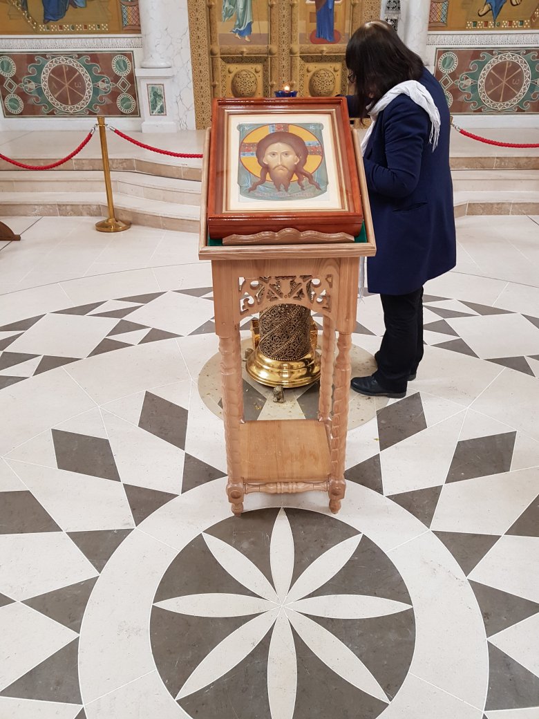Ortodox templomokban is gyakori az ősi keresztény jelkép •  Fotó: Szucher Ervin