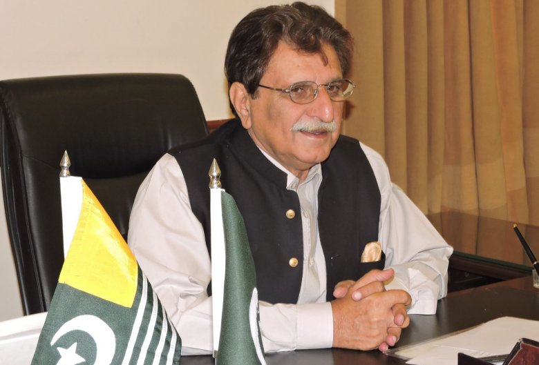 Raja F. Haider Khan, Kasmír miniszterelnöke az Indiára gyakorolt nemzetközi nyomásban bízik •  Fotó: Pakistan Today