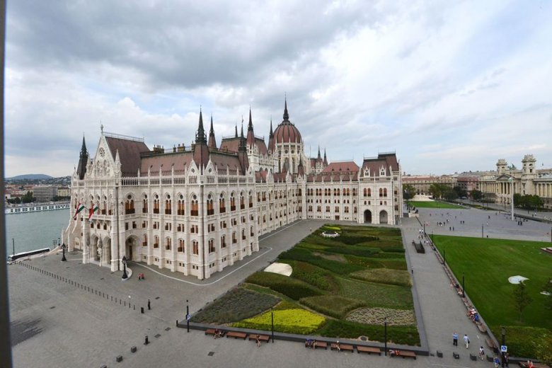 A magyar kormány 2020-tól tovább bővíti családvédelmi akciótervét •  Fotó: Magyar Országgyűlés