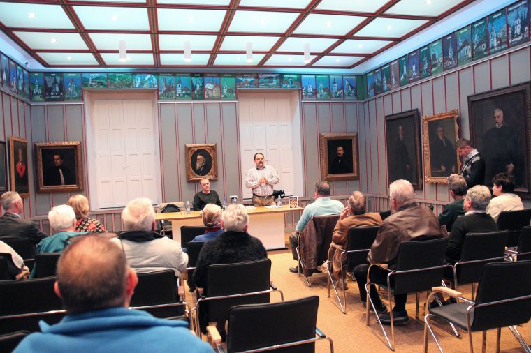 Kötetbe foglalt újságírói korrajz