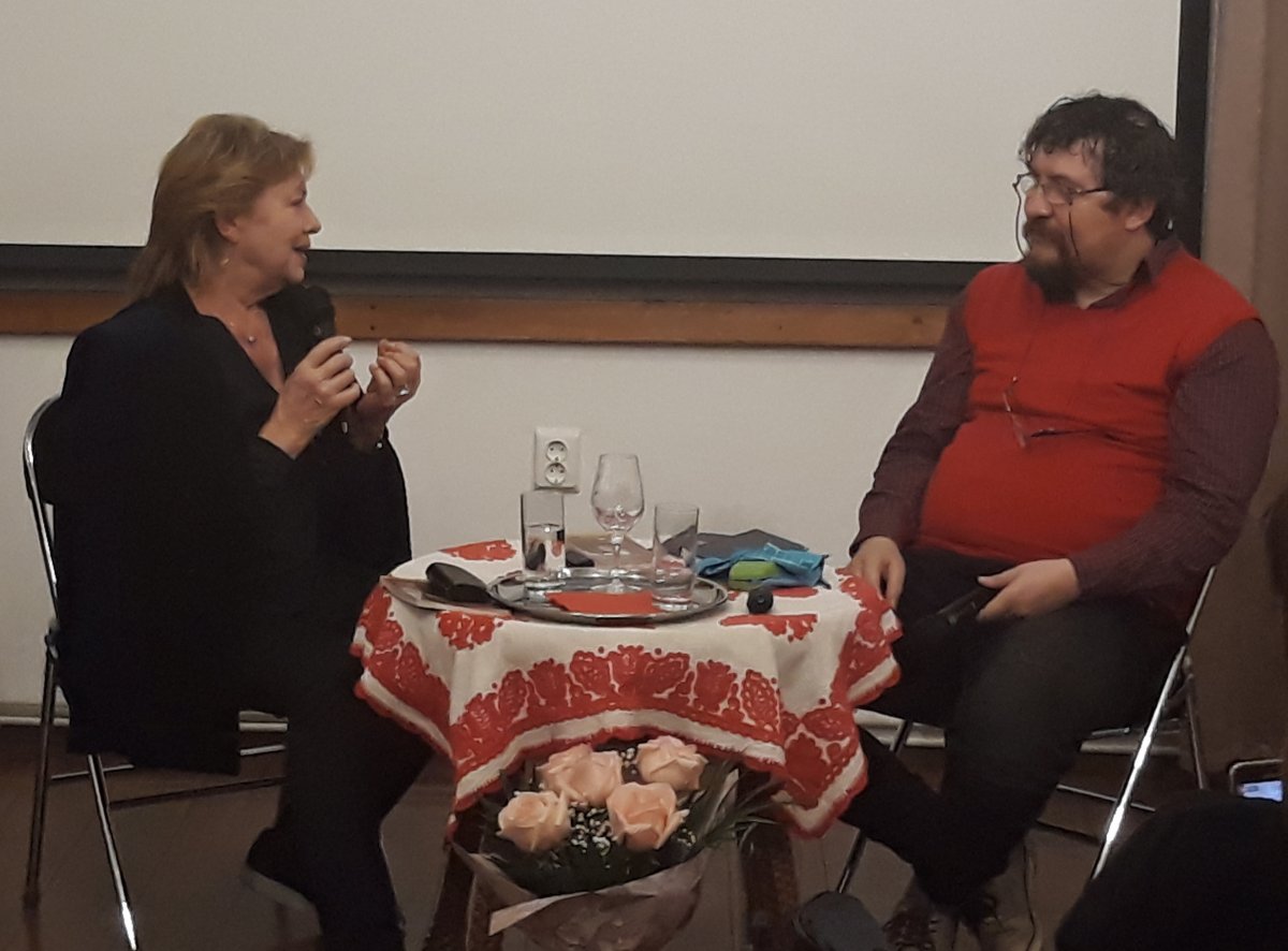 Ha nem is tartja magát fi lozofi kus alkatnak, Sebők Klára őszintén válaszolt Demény Péter kérdéseire &bullet;  Fotó: Nánó Csaba