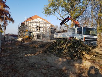 Petőfi Sándor jelenti Koltó múltját és jövőjét