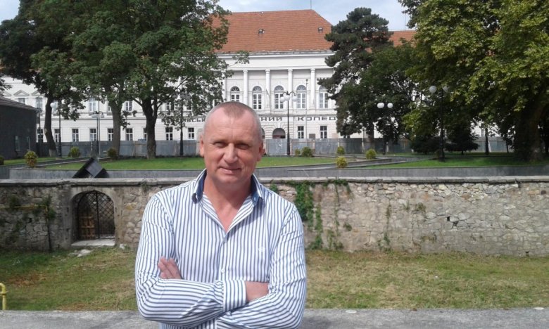 Babják Zoltán: „Városvezetőként azért harcolok, hogy a beregszászi emberek ne akarjanak máshol dolgozni és máshol élni. El kell ismernem, e harcban egyelőre vesztésre állok” •  Fotó: Babjak Zoltan/Facebook