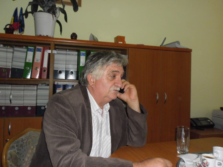 Balázsi József polgármester szerint a faluban még sok tennivalója akad •  Fotó: Sütő Éva