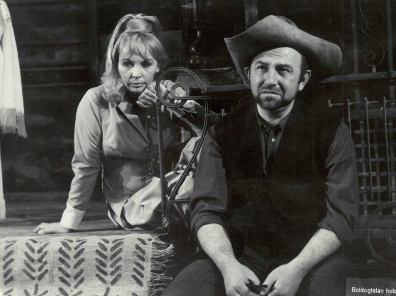 Bereczky Júlia és Barkó György Eugen OʼNeill Boldogtalan hold című 1970-es előadásában •  Fotó: archív