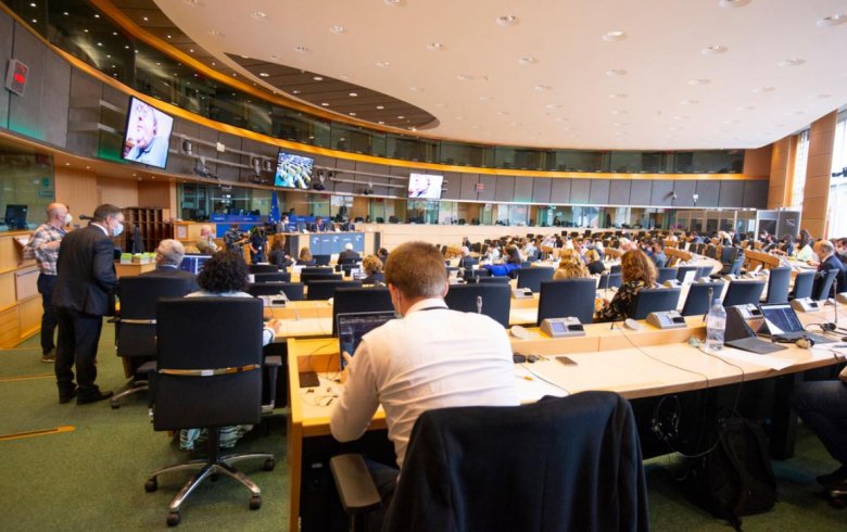Az Európai Parlament Petíciós Bizottságában  kilenc éve vár megoldásra a Beneš-dekrétumok jogfosztása •  Fotó: Európai Parlament