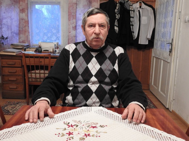 Sándor Botond 38 éve Nagyenyed unitárius gyülekezetének a lelkésze •  Fotó: Makkay József