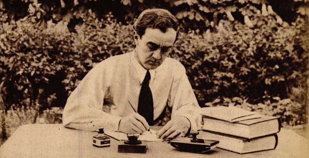 A Halálos tavasz, a Két fogoly és A fegyverek visszanéznek írójának neve és életműve lassan feledésbe merül •  Fotó: Színházi Élet, 1934