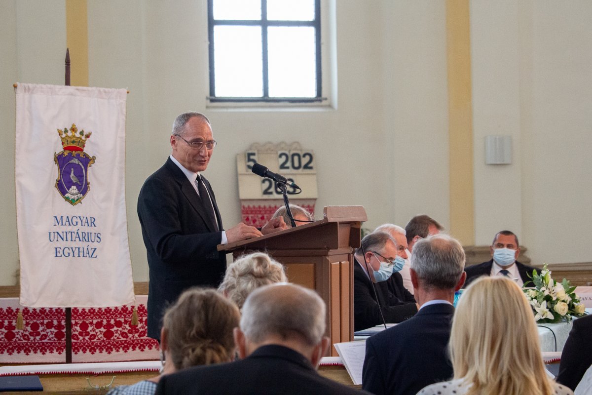 Kovács Istvánt unitárius püspökké választották •  Fotó: Magyar Unitárius Egyház sajtóosztálya