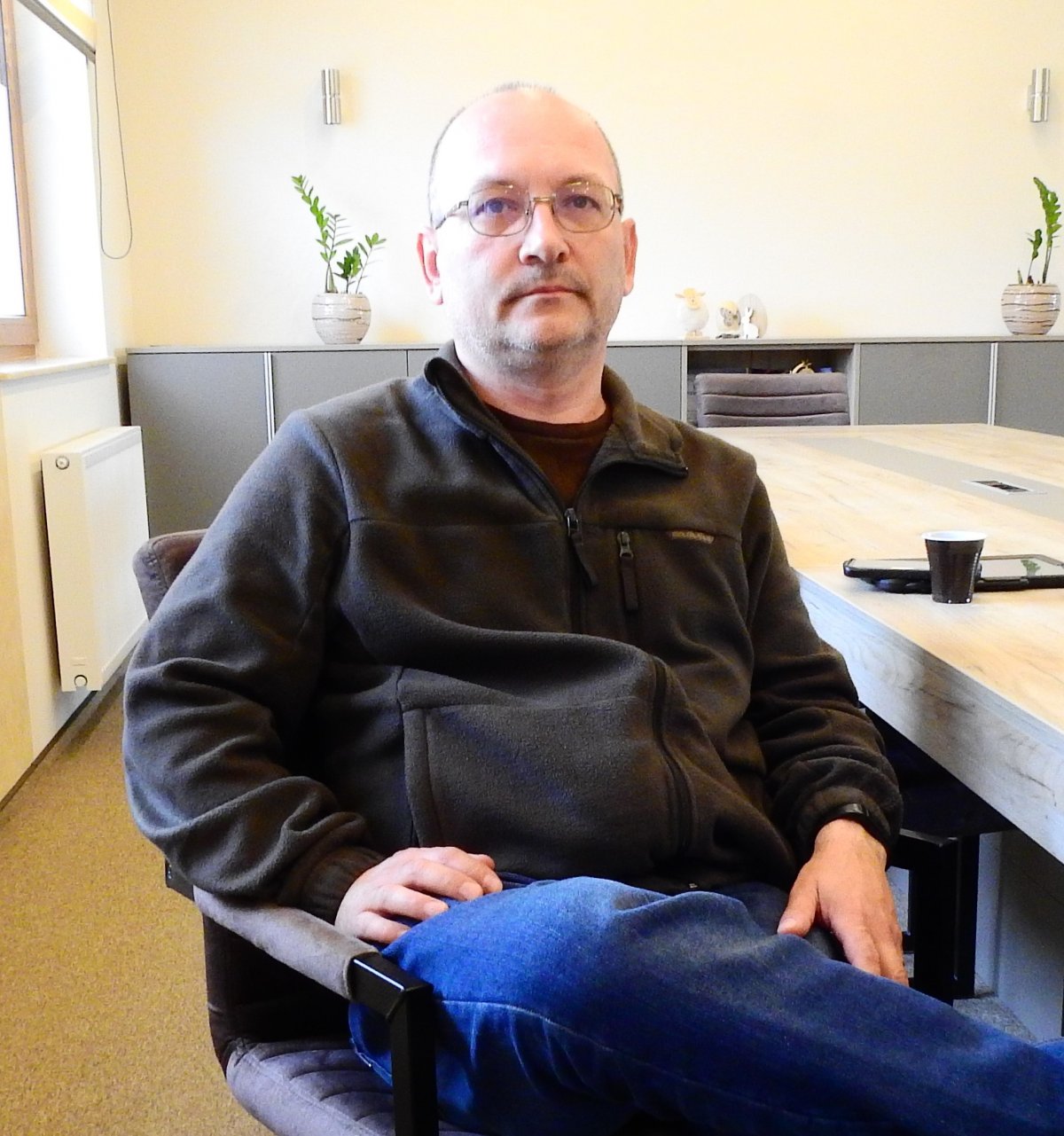 Csergő Attila ügyvezető igazgató büszke a csapatára •  Fotó: Makkay József