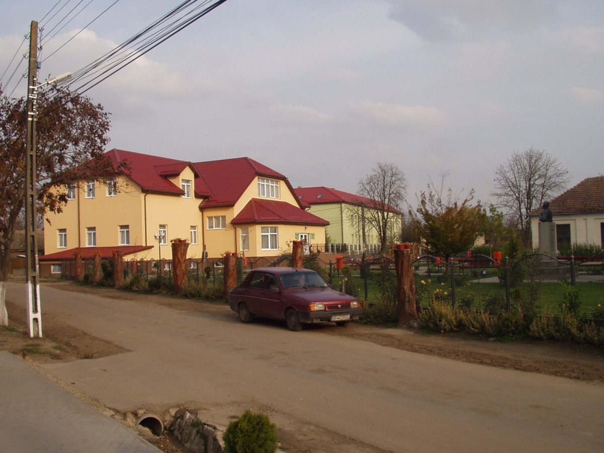 A Fráter Loránd híres nótaszerző nevét viselő művelődési házat 2008-ban avatták fel a településen •  Fotó: Sütő Éva