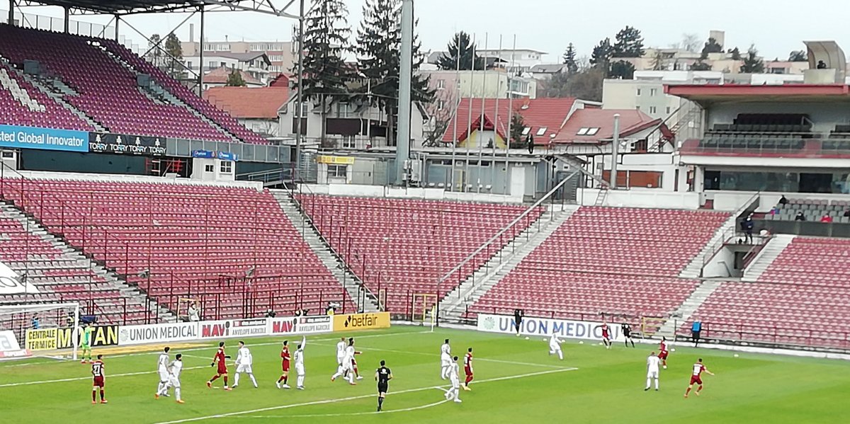A CFR zsinórban a negyedik bajnoki címéért küzd •  Fotó: Somogyi Botond