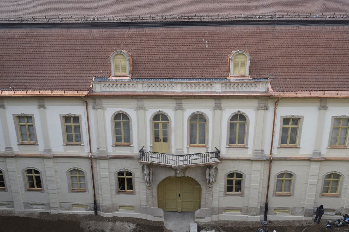 A Bánff y-palota hátsó része is megújult. A homlokzatot a 18. század óta nem restaurálták •  Fotó: Nánó Csaba