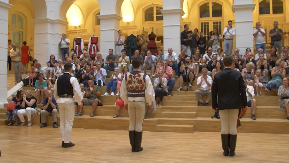 Részlet a kiállítás megnyitójából •  Fotó: Hagyományok Háza