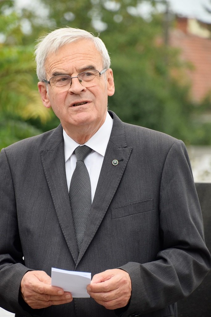 Tőkés László szerint Trianon óta soha nem volt politikai akarat egy kisebbségi törvény elfogadásához Romániában 