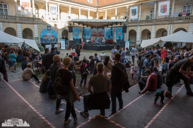 Várkert Fesztivál a Bánffy-palota udvarán