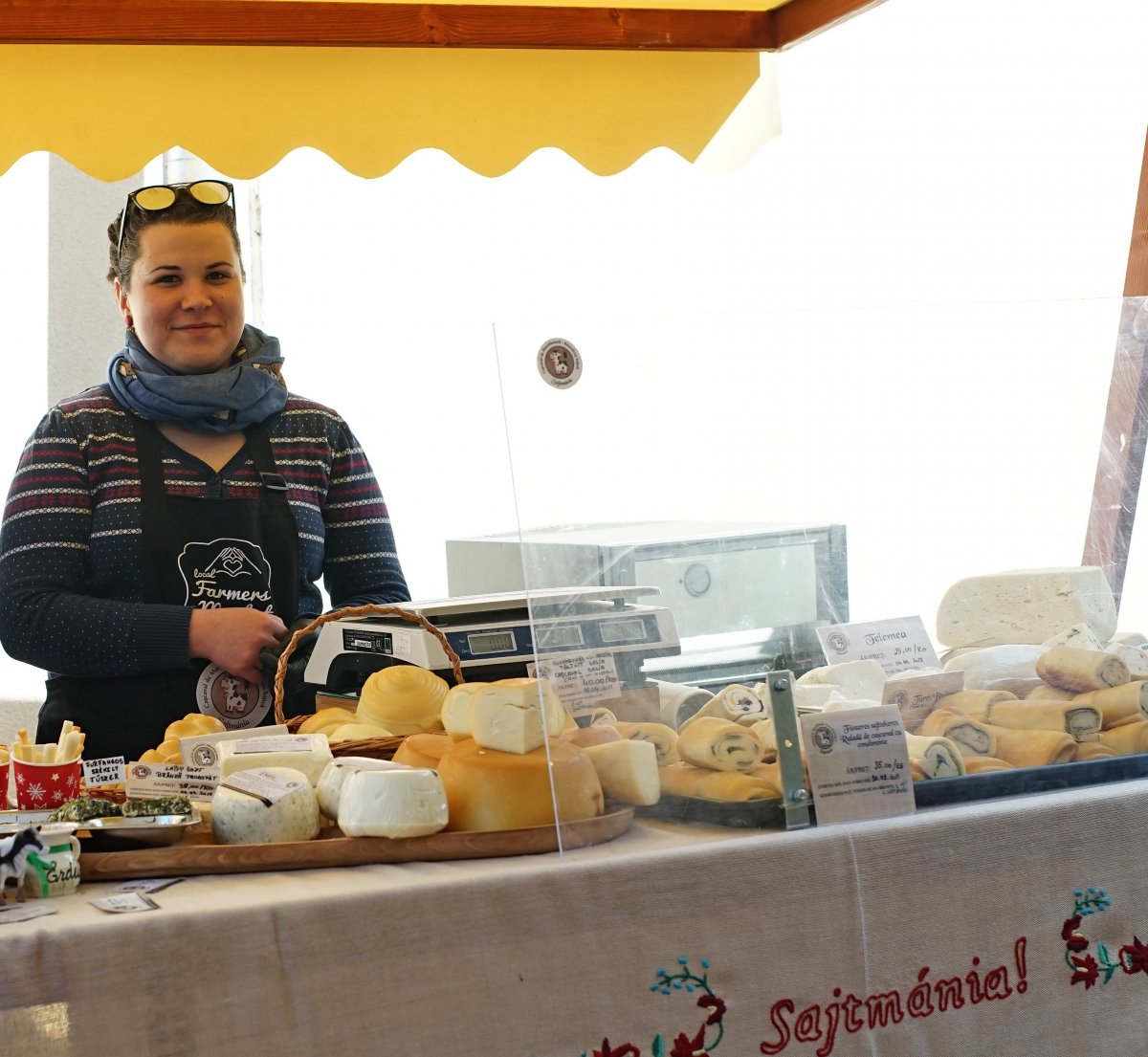 Szőke Tímea az egyik legﬁ atalabb sajtkészítő, aki nem fél kísérletezni &bullet;  Fotó: Haáz Vincze
