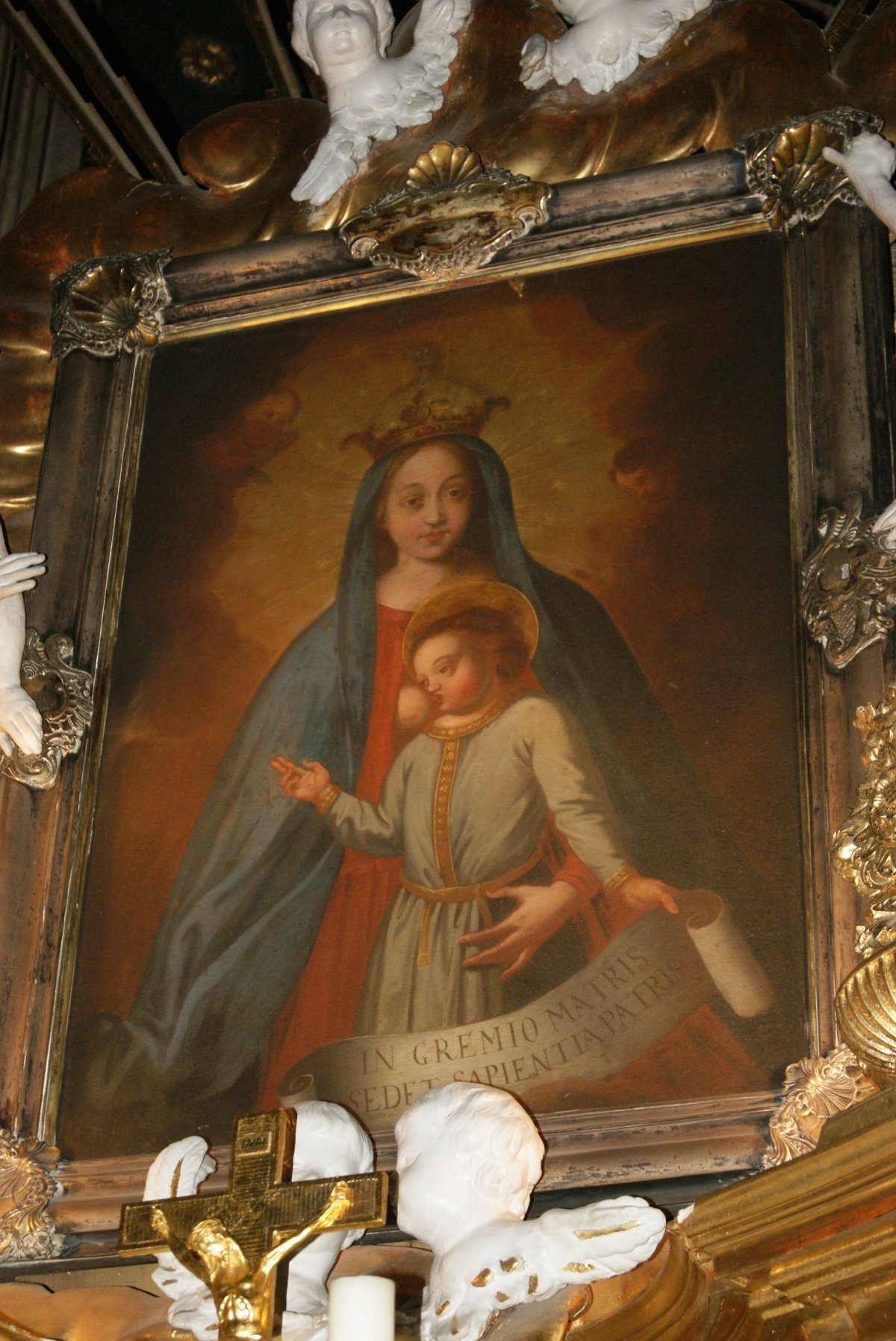 A budapesti Krisztinavárosban fellelhető Szűzanya-másolat &bullet;  Fotó: Csermák Judit