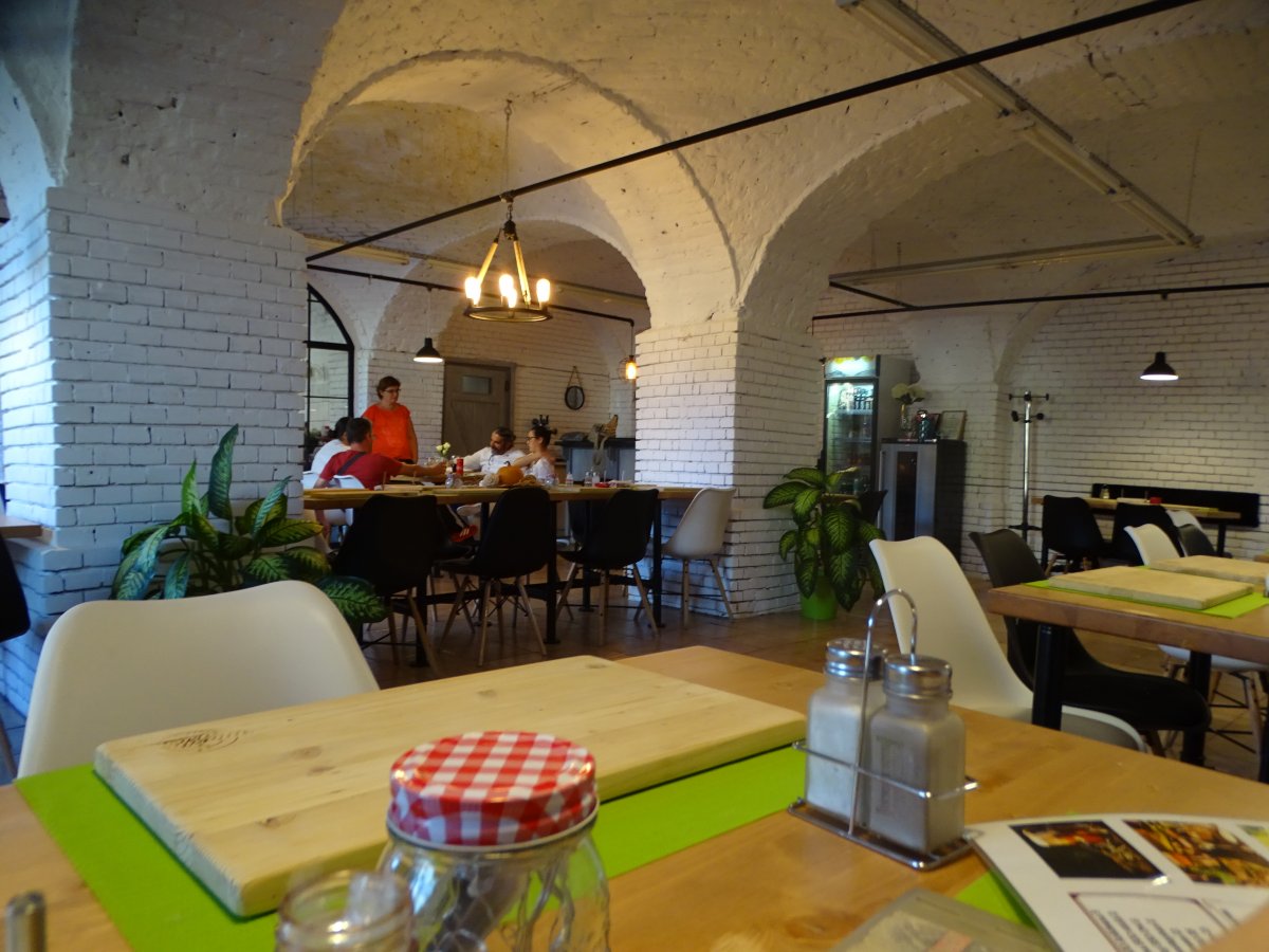 Marin and friends, az
izgalmas mediterrán konyhát vezető aradi étterem &bullet;  Fotó: Dorozsmai Endre