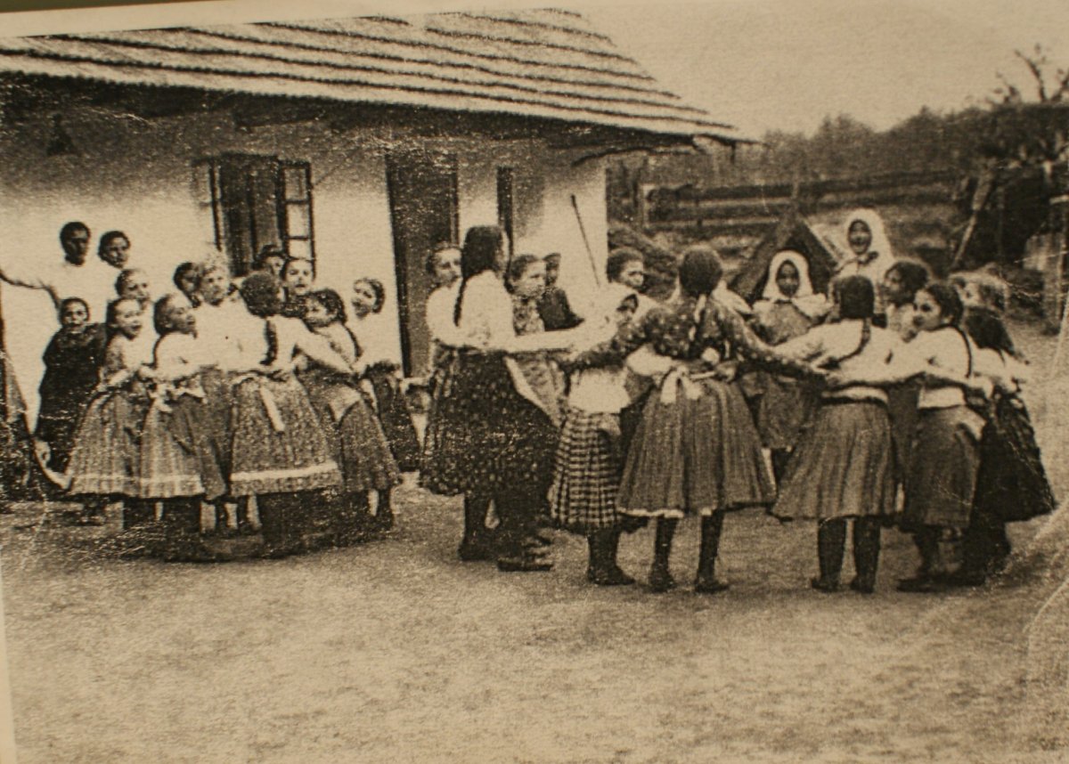 Régi húsvétok hangulata parasztudvarokban •  Fotó: Archív